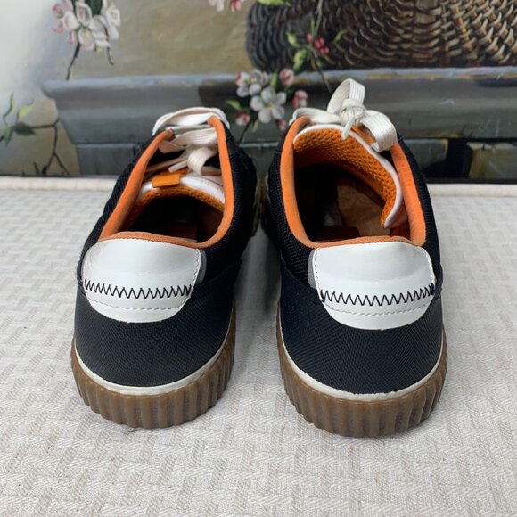 Zara Mens  Size 11.5 Black Constrasting Casual Sneakers With Gum Sole - Picture 3 of 7